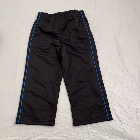 Puma blue jacket and black pants tracksuit set 2T - Picture 15 of 15